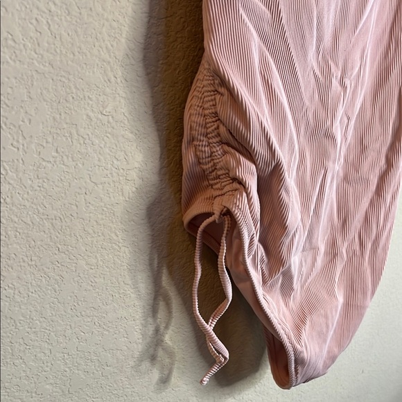 Aerie Sz Large Ribbed Cut Out One Piece Swimsuit Pastel Powder Petal Pink - Picture 6 of 10